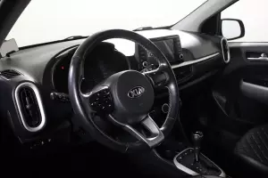 Kia  10