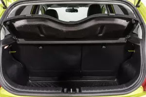 Kia  6