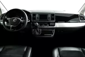 Volkswagen  8