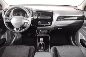 Mitsubishi  10