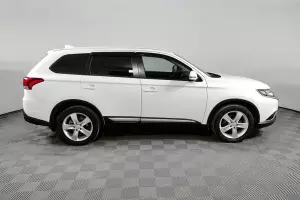 Mitsubishi  3