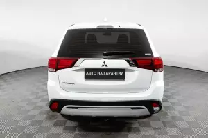 Mitsubishi  5