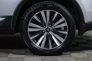 Mitsubishi  6