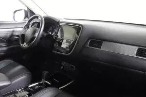Mitsubishi  8