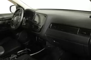Mitsubishi  8