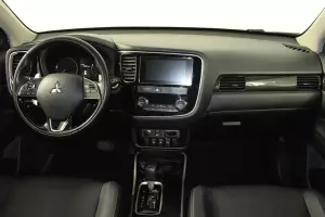 Mitsubishi  8