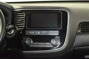 Mitsubishi  5