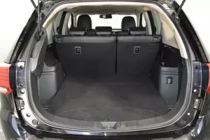 Mitsubishi  13