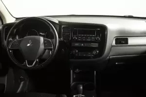 Mitsubishi  7