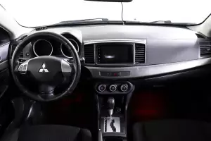 Mitsubishi  10