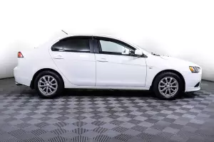 Mitsubishi  3
