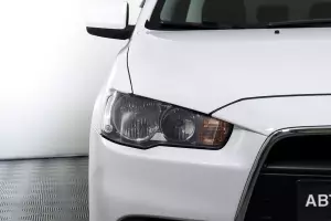 Mitsubishi  8