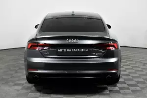 Audi  5