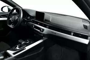 Audi  8