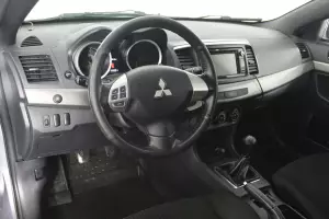 Mitsubishi  5