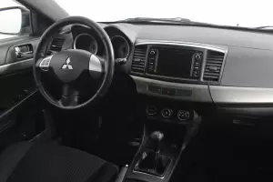 Mitsubishi  4