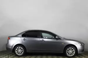 Mitsubishi  16