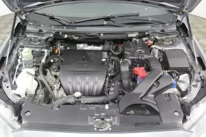 Mitsubishi  12