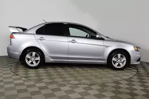 Mitsubishi  3