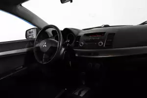 Mitsubishi  9