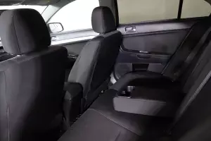 Mitsubishi  2