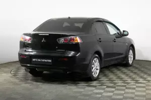 Mitsubishi  16