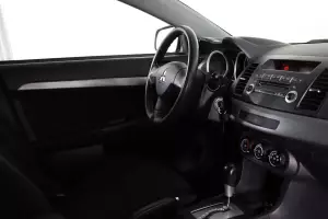 Mitsubishi  10