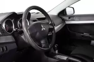 Mitsubishi  7