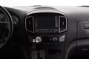 Hyundai  13