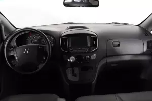 Hyundai  8