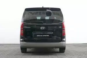 Hyundai  25