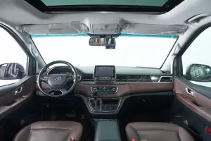 Hyundai  23