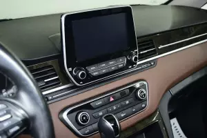 Hyundai  10
