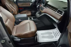 Hyundai  6