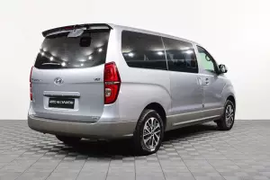 Hyundai  18