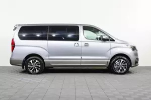 Hyundai  17