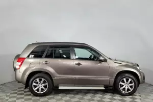 Suzuki  19