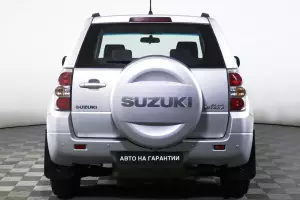 Suzuki  5