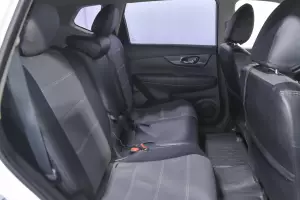 Nissan  11