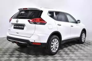 Nissan  3