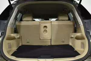 Nissan  9