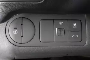 Hyundai  7