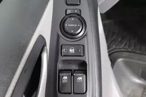 Hyundai  6
