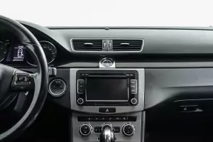 Volkswagen  9