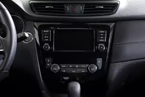 Nissan  7
