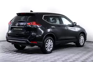 Nissan  15