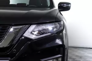 Nissan  1