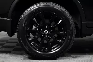 Nissan  6