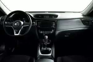 Nissan  7