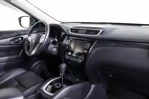Nissan  9